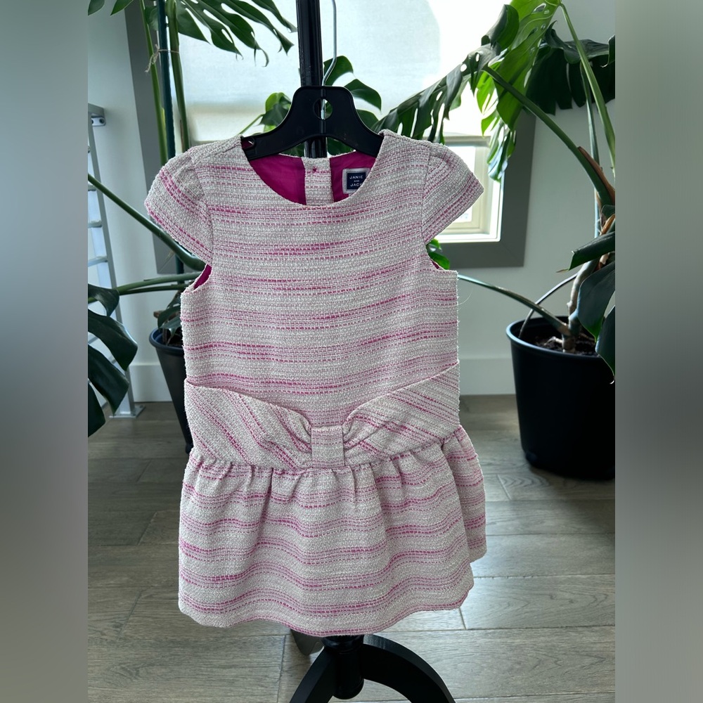 Janie and Jack Little girl’s formal pink dress size 3 like new